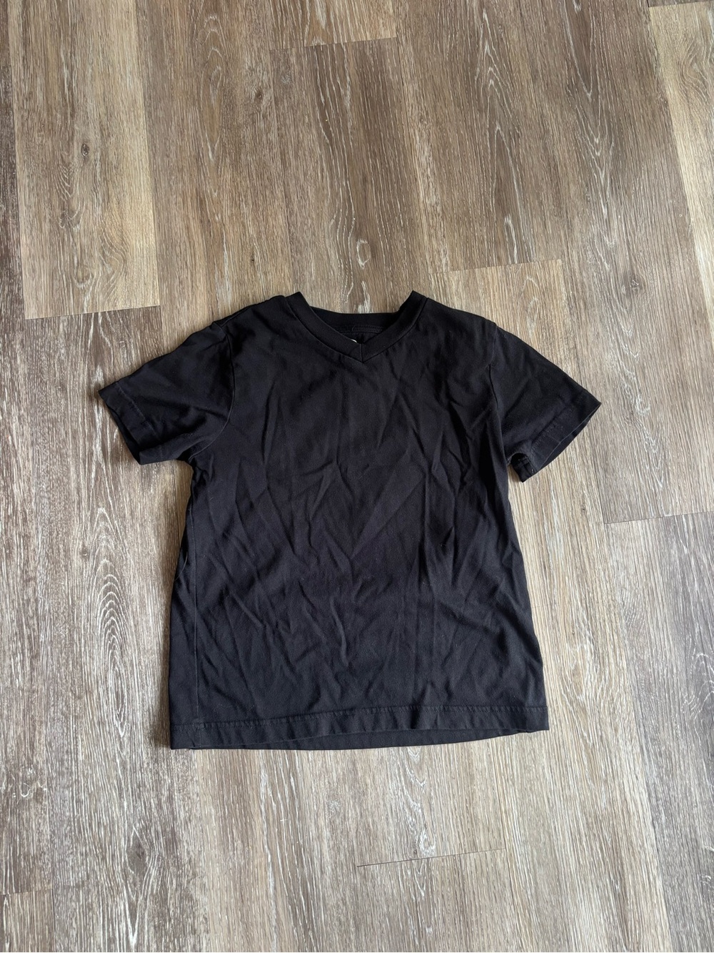Black baby tee